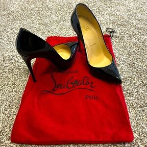 Christian Louboutin 100MM Pigalle Patent Black heels size 35